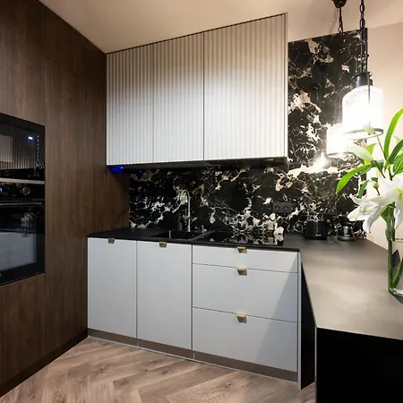 Native Kosciuszki 39i24 Apartment *